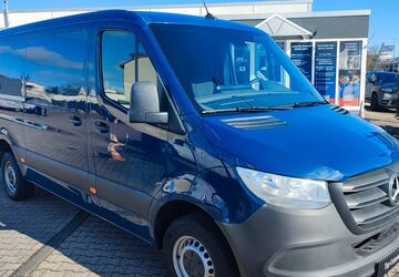 Mercedes-Benz Sprinter 179.900 km 22.500 &euro; Rüsselsheim 65428