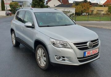 VW Tiguan 118.348 km 9.650 &euro; Kronberg 61476