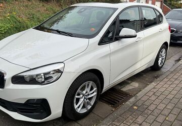 BMW 216 Active Tourer 184.000 km 10.000 &euro; Frankfurt 60594