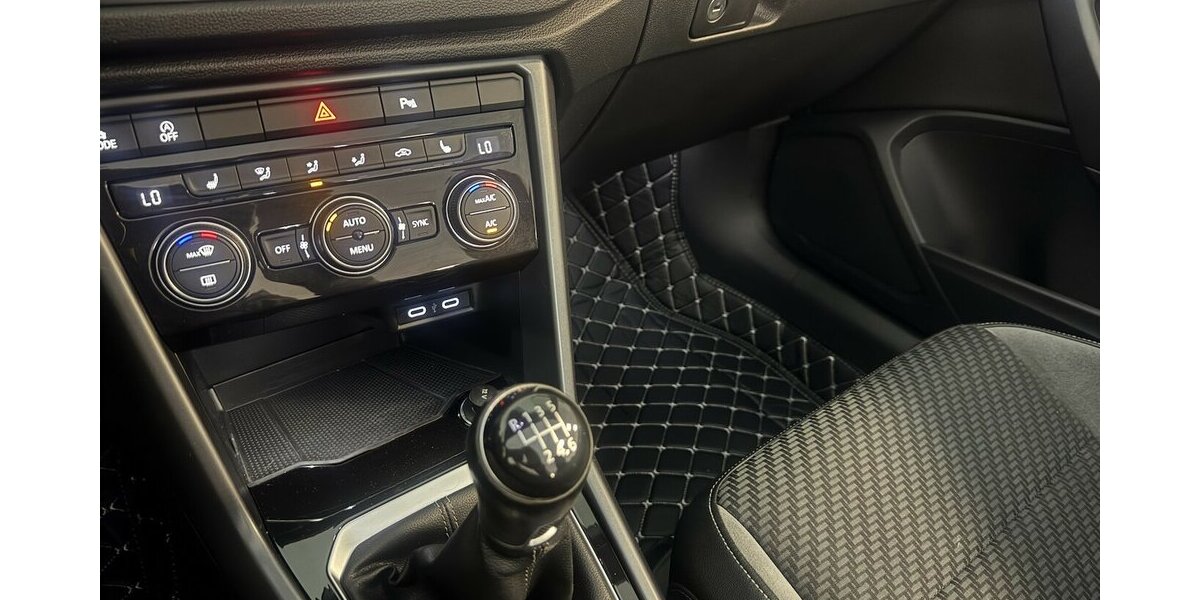 VW T-Roc 1.5 TSI Cabrio R-Line/Black Style *18´´* 53.600 km 23.890 &euro; Dreieich 63303