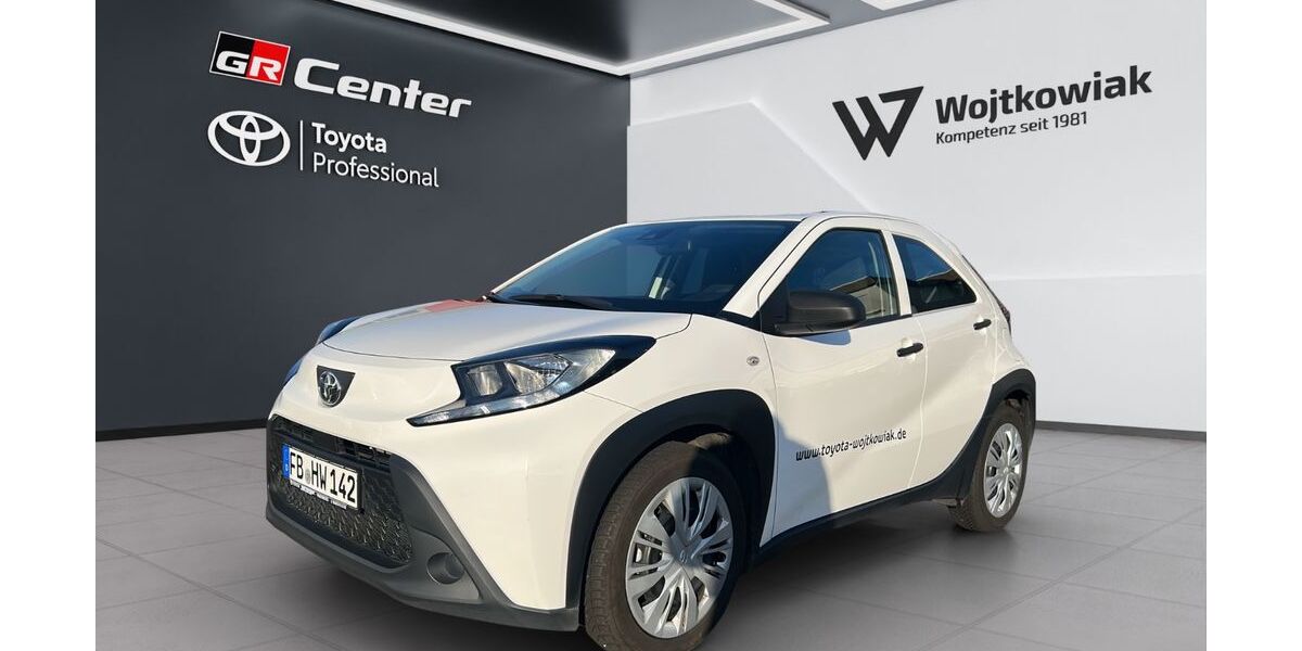 Toyota Aygo (X) 43.000 km 11.980 &euro; Friedberg 61169