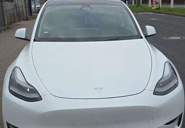 Tesla Model Y 86.000 km 31.000 &euro; Eschborn 65760