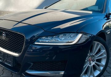 Jaguar XF 225.900 km 13.490 &euro; Rüsselsheim 65428