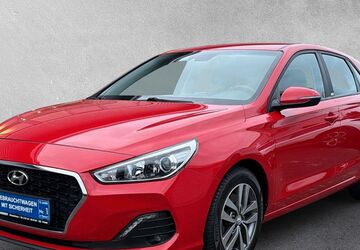 Hyundai i30 41.800 km 16.870 &euro; Rüsselsheim 65428