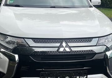 Mitsubishi Outlander 35.300 km 22.900 &euro; MÖMBRIS 63776
