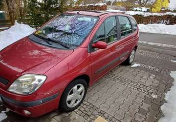 Renault Scenic 220.000 km 1.200 &euro; Frankfurt am Main 65933