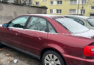 Audi A4 185.000 km 2.490 &euro; Rüsselsheim 65428