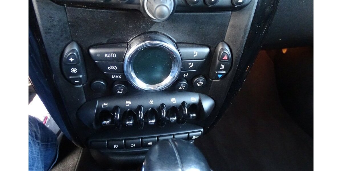 Mini Cooper SD Countryman All4 Cooper SD All4 Automatik 154.582 km 8.290 &euro; Rodgau 63110