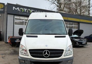 Mercedes-Benz Sprinter 227.000 km 9.900 &euro; Friedrichsdorf 61381