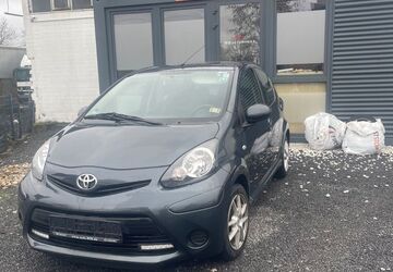 Toyota Aygo (X) 126.397 km 4.400 &euro; Raunheim 65479