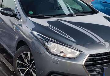 Hyundai i40 96.000 km 15.000 &euro; Rüsselsheim am Main 65428