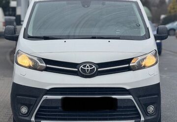 Toyota Proace (Verso) 213.000 km 9.450 &euro; Dieburg 64807