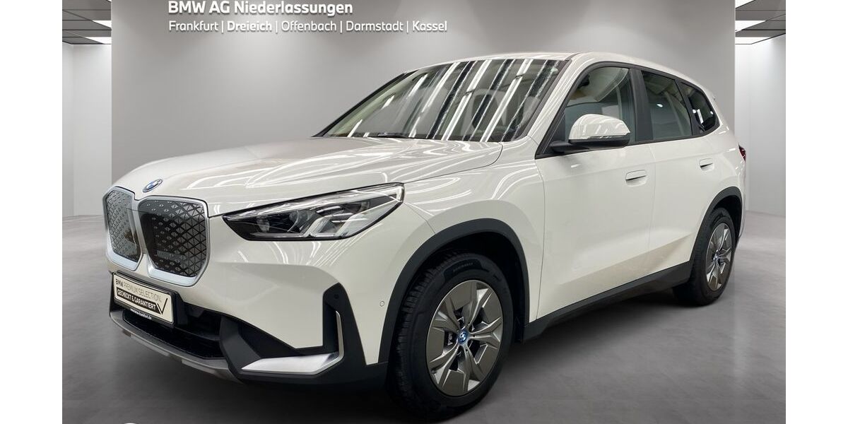 BMW iX1 8.278 km 37.880 &euro; Dreieich-Sprendlingen 63303