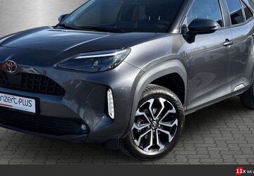 Toyota Yaris Cross 12.415 km 25.970 &euro; Rödermark 63322