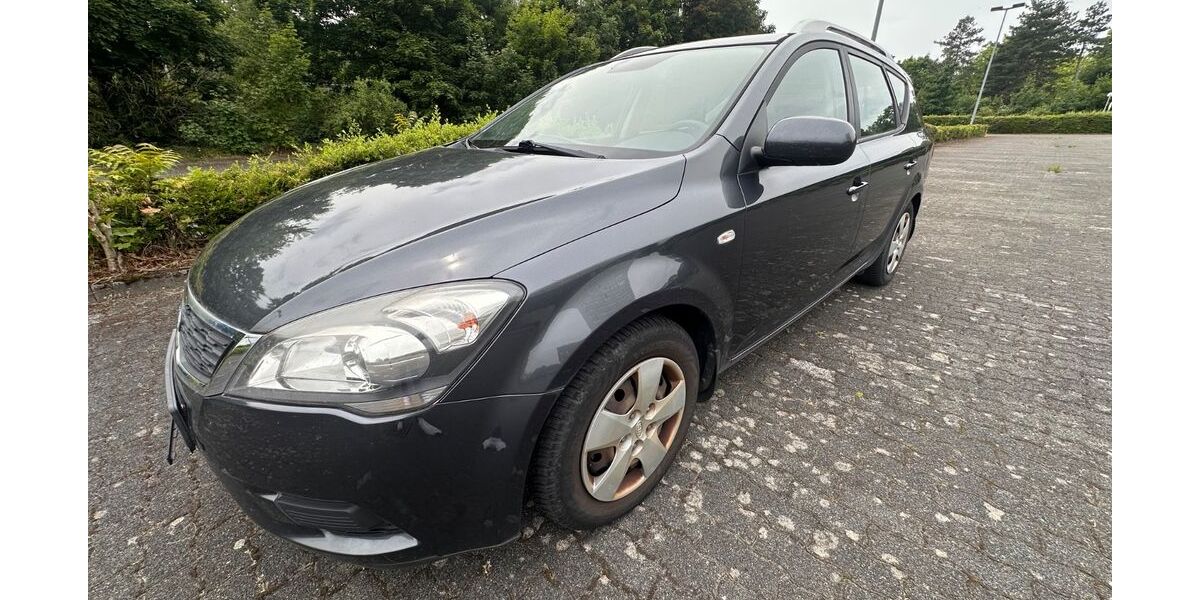 Kia ceed / Ceed 271.000 km 1.990 &euro; Hanau 63452