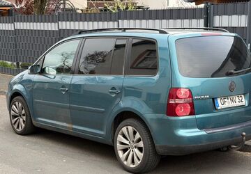 VW Touran 313.000 km 899 &euro; Offenbach am Main 63071