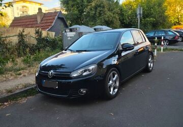 VW Golf 204.000 km 8.300 &euro; Offenbach am Main 63071