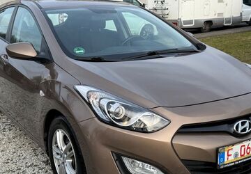 Hyundai i30 56.311 km 8.200 &euro; Friedberg (Hessen) 61169