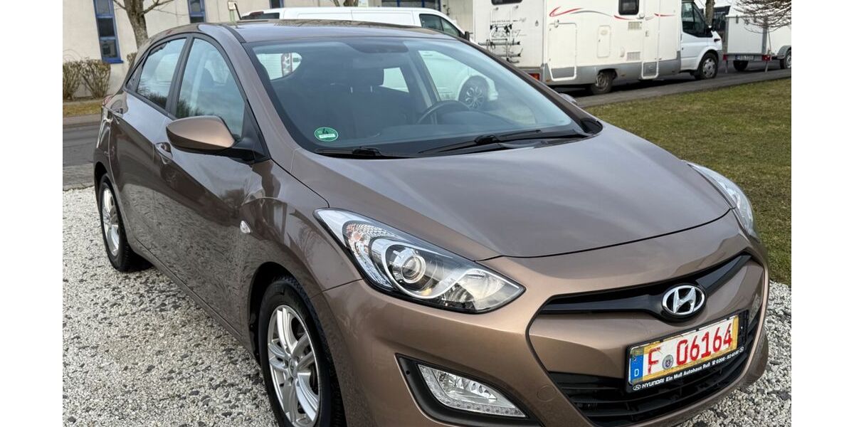 Hyundai i30 56.311 km 8.200 &euro; Friedberg (Hessen) 61169