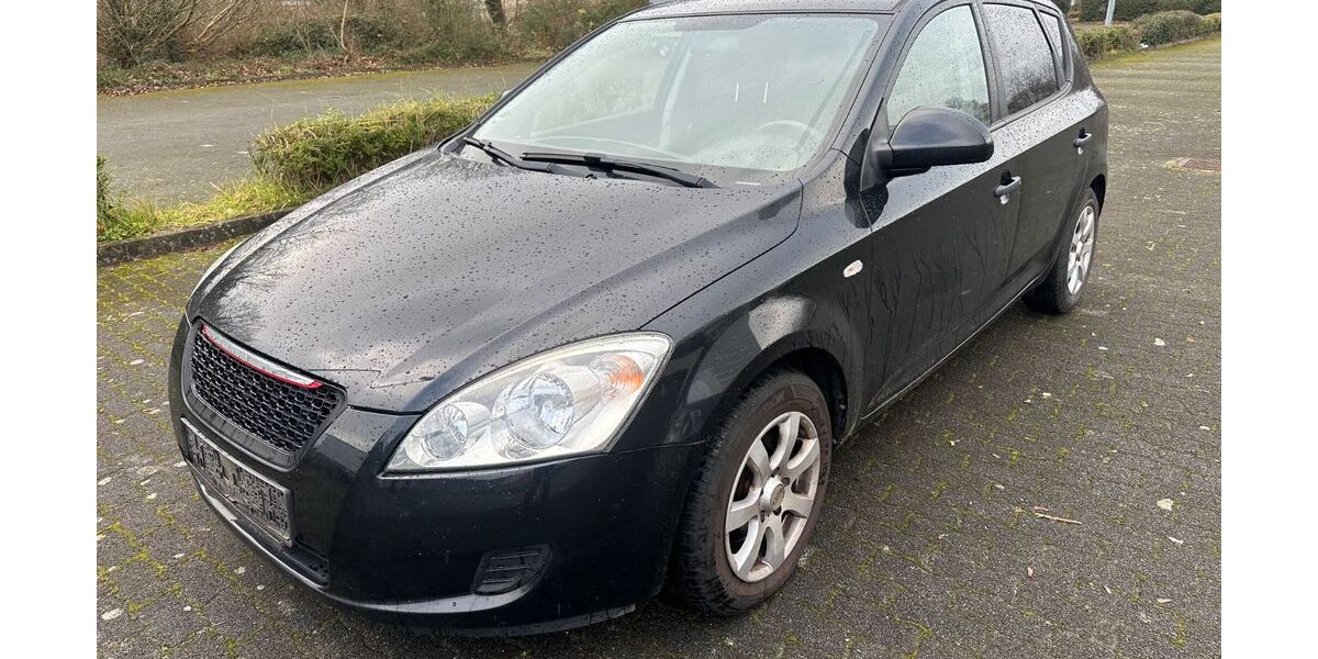 Kia ceed / Ceed 107.000 km 3.190 &euro; Hanau 63452