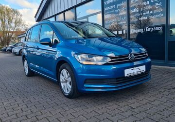 VW Touran 79.800 km 19.990 &euro; Offenbach am Main 63069