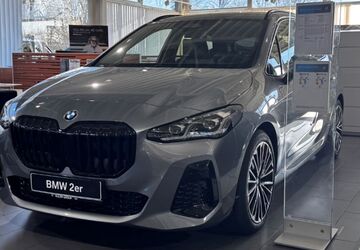 BMW 220 Active Tourer 1.934 km 55.099 &euro; Hainburg 63512