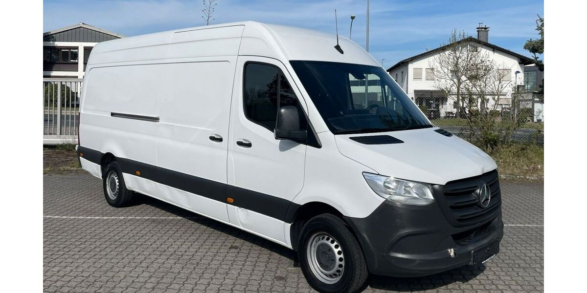 Mercedes-Benz Sprinter 130.500 km 16.980 &euro; Langen 63225