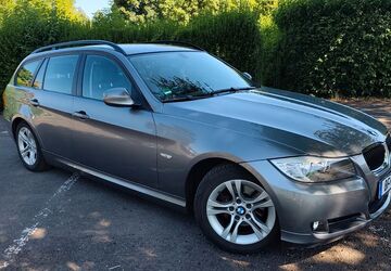 BMW 318 92.000 km 7.699 &euro; Offenbach 63075
