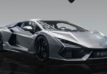 Lamborghini Revuelto 1.100 km 579.015 &euro; Frankfurt 60386