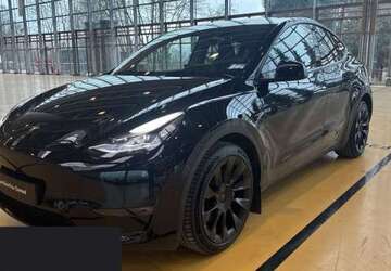 Tesla Model Y 63.326 km 36.600 &euro; Hanau 63457