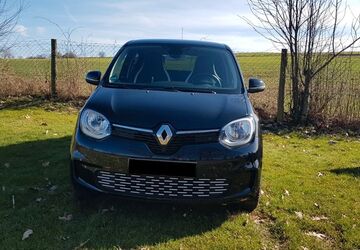 Renault Twingo 42.500 km 12.200 &euro; Gründau 63584