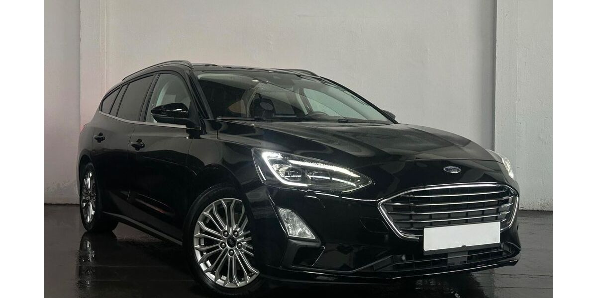 Ford Focus 145.500 km 12.700 &euro; Frankfurt am Main 60386