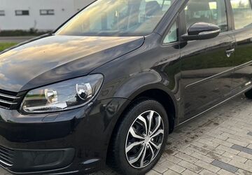 VW Touran 288.000 km 4.499 &euro; Rossdorf 64380