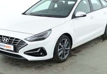 Hyundai i30 44.281 km 19.560 &euro; Frankfurt am Main 65936