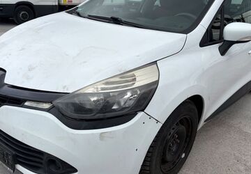 Renault Clio 99.000 km 4.500 &euro; Dietzenbach 63128