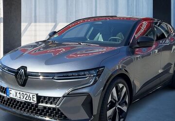 Renault Megane E-TECH 8.000 km 44.350 &euro; Frankfurt / Main 60314