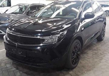 Opel Grandland (X) 19.606 km 21.980 &euro; Rüsselsheim 65428