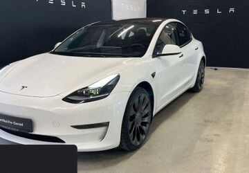 Tesla Model 3 59.245 km 32.300 &euro; Hanau 63457