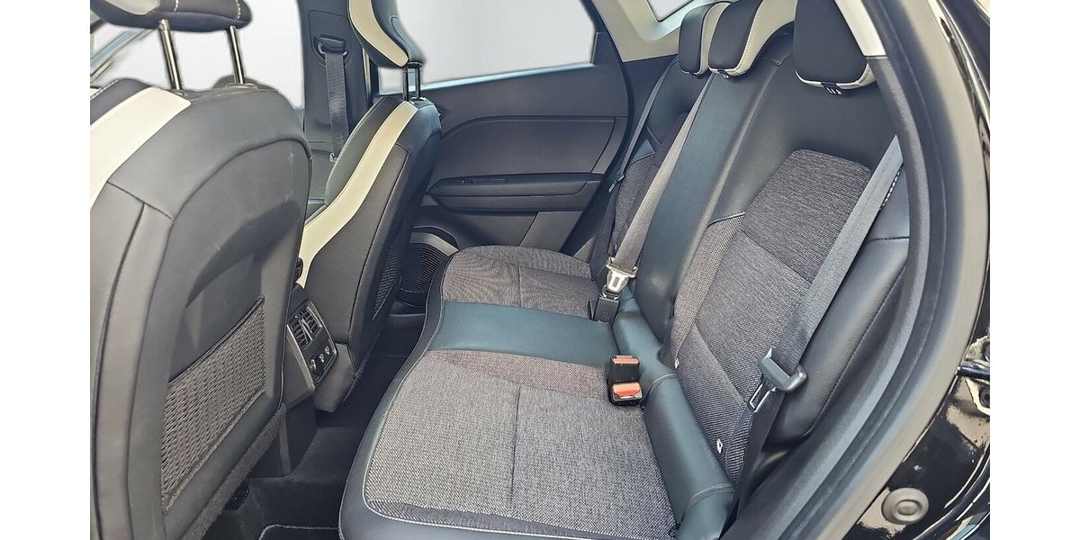 Renault Captur Techno Fast Track Insp. NEU, Kamera 28.353 km 20.670 &euro; Schwalbach/Taunus 65824