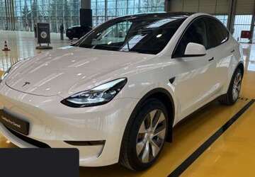 Tesla Model Y 54.548 km 36.700 &euro; Hanau 63457