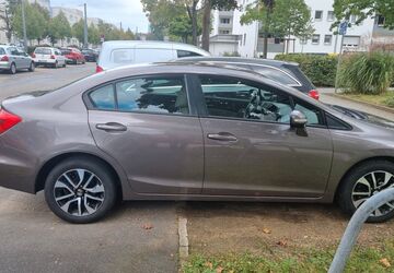 Honda Civic 183.000 km 8.500 &euro; Frankfurt am Main 60598