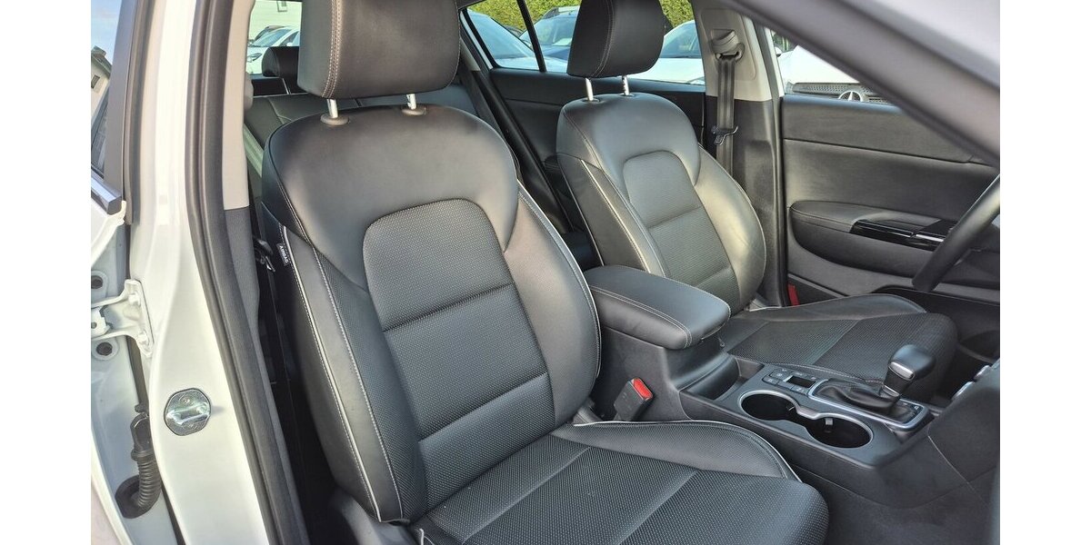 Kia Sportage Black Edition 4WD Automatik, AHK, Leder, 28.421 km 23.890 &euro; Rodgau 63110