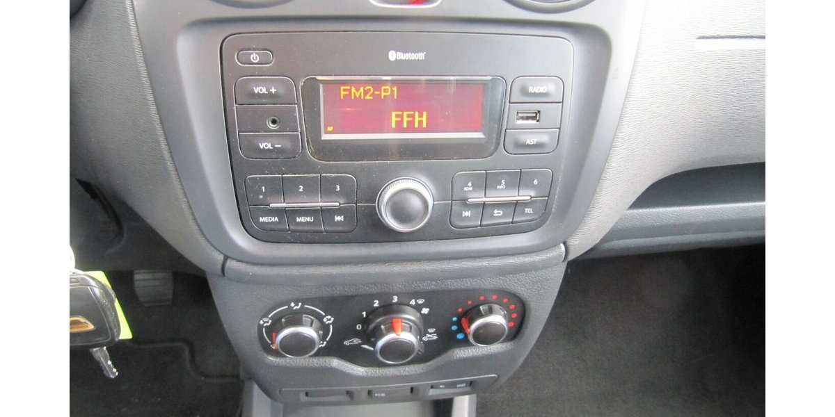 Dacia Lodgy Essential 7-Sitze + Insp. TÜV+ AU+ NEU + 138.948 km 8.335 &euro; Schwalbach/Taunus 65824