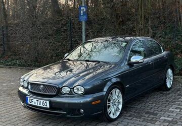 Jaguar X-Type 244.177 km 4.090 &euro; Offenbach am Main 63067