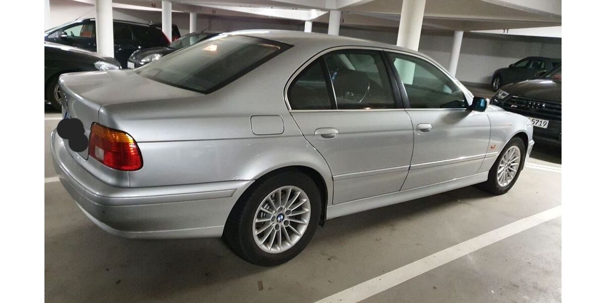 BMW 530 275.000 km 5.000 &euro; Frankfurt am Main 60439