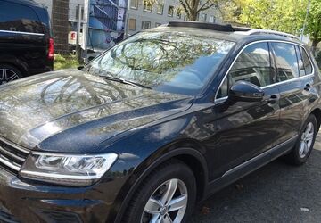 VW Tiguan 128.435 km 15.300 &euro; Frankfurt 60386