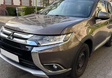 Mitsubishi Outlander 155.000 km 12.300 &euro; Frankfurt 65933