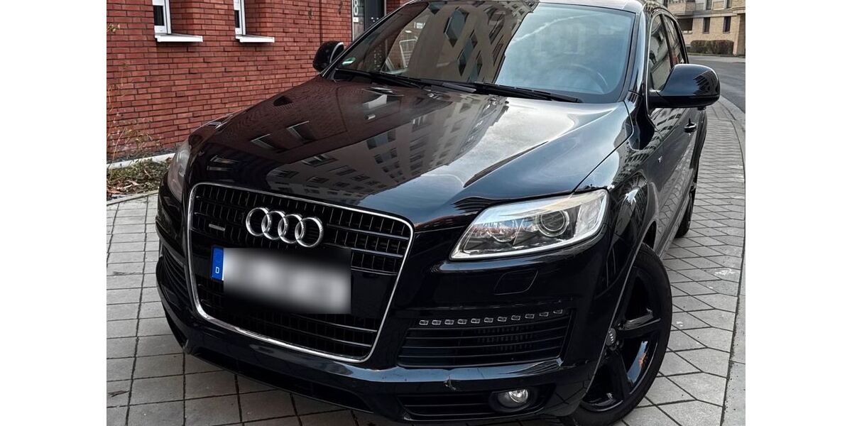 Audi Q7 235.000 km 11.200 &euro; Obertshausen 63719