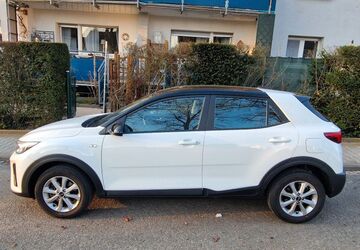 Kia Stonic 23.000 km 13.600 &euro; Langen 63225