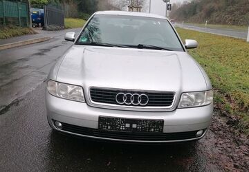 Audi A4 120.000 km 2.900 &euro; friedrichsdorf 61381